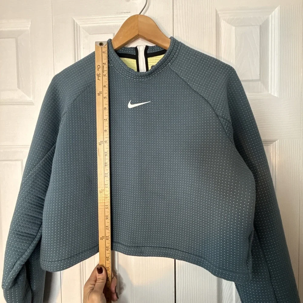 Nike Women's Sportswear Tech Fleece‎ Zipper Back Crop Sweater CZ1859-058 Size S